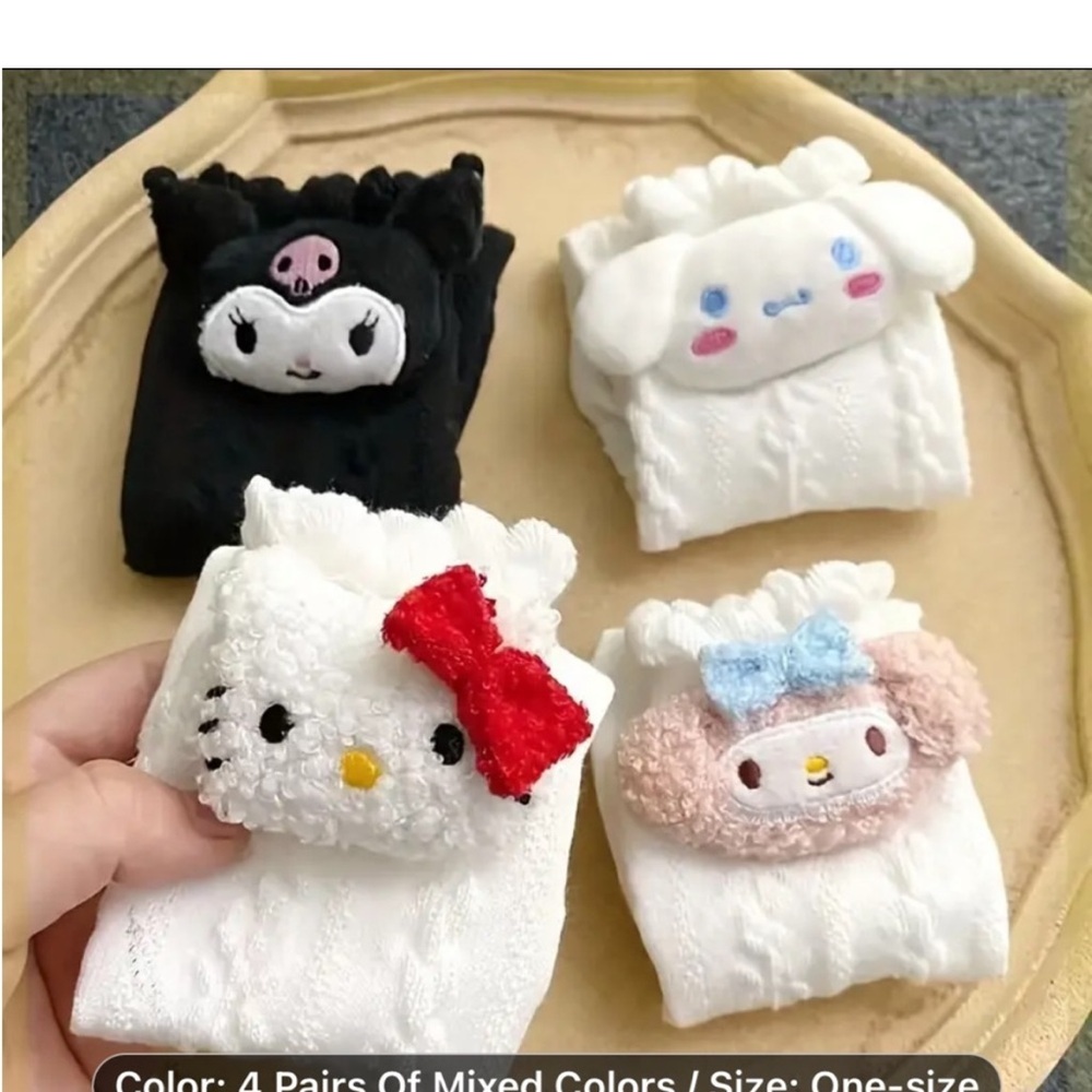 Sanrio Character Socks Set - Black, White, Pink, Blue